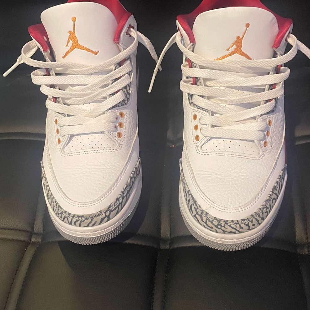 Jordan 3 red